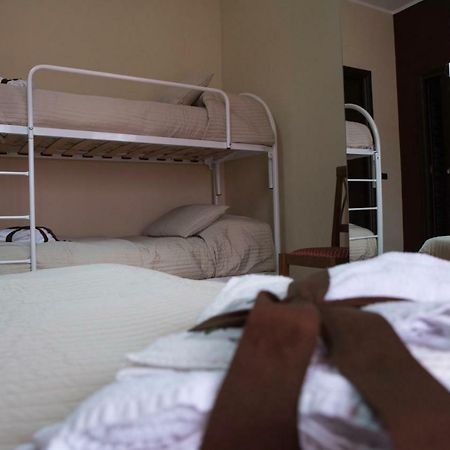 Il Centro Short Lets Hotell Valguarnera Caropepe Exteriör bild