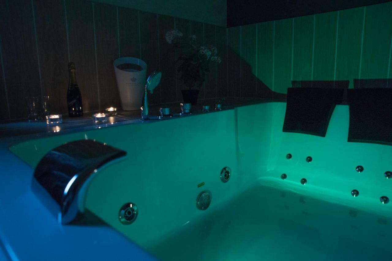 Il Centro Short Lets Hotell Valguarnera Caropepe Exteriör bild